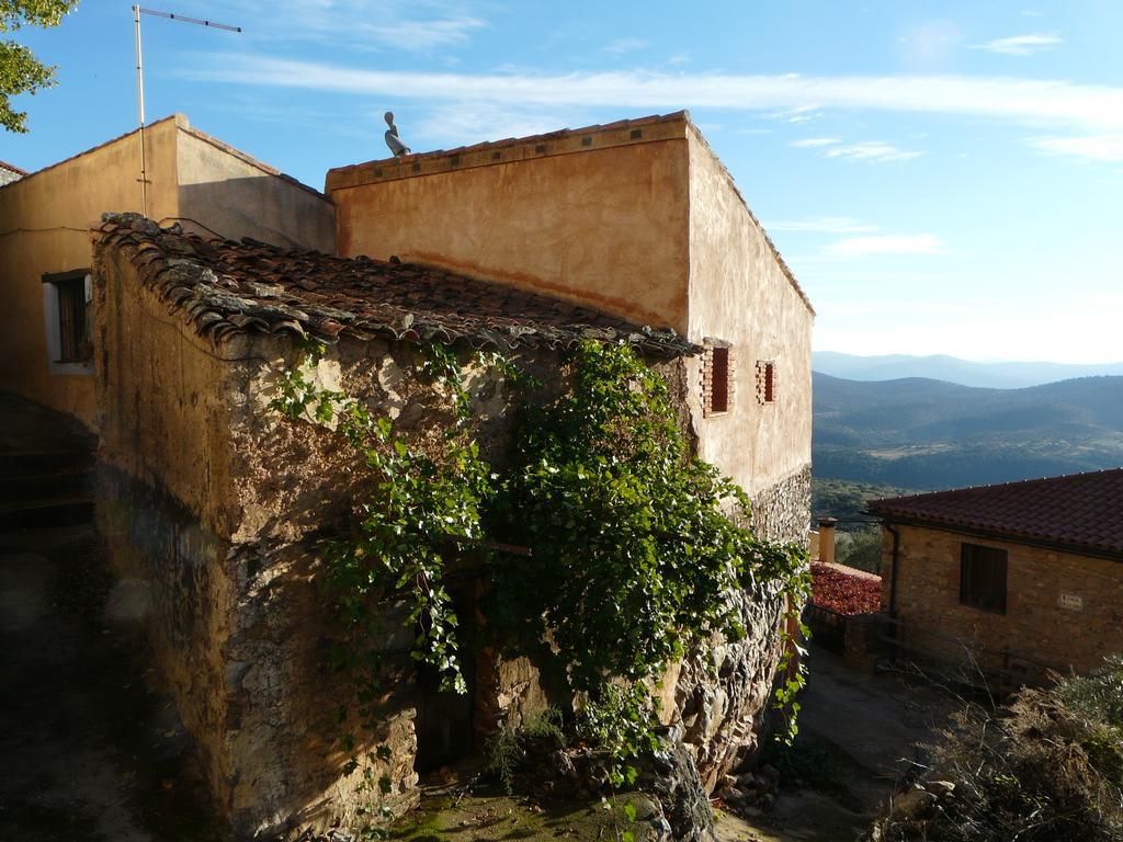 El Nido De La Collalba Apartment Cabañas del Castillo Exterior photo
