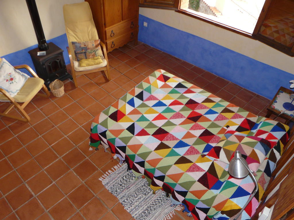 El Nido De La Collalba Apartment Cabañas del Castillo Room photo