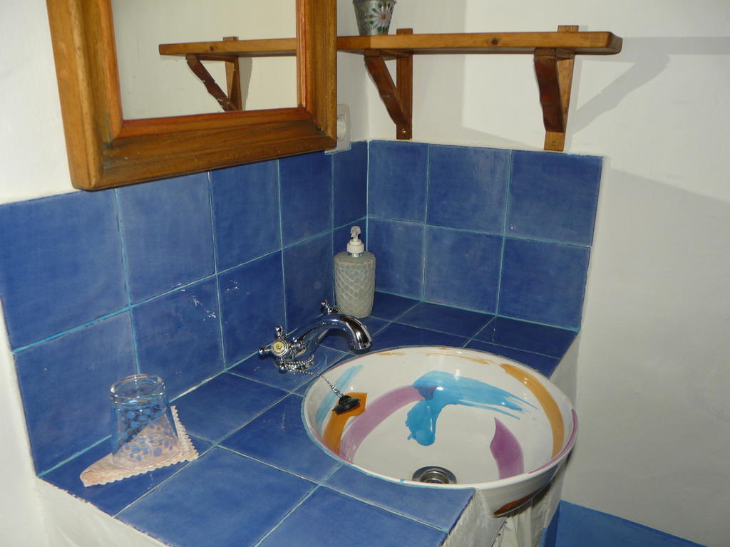 El Nido De La Collalba Apartment Cabañas del Castillo Room photo