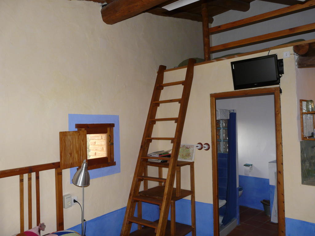 El Nido De La Collalba Apartment Cabañas del Castillo Room photo